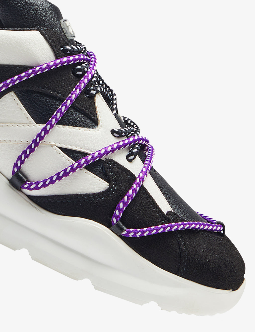 607 black white chunky sneaker - 7-10.in