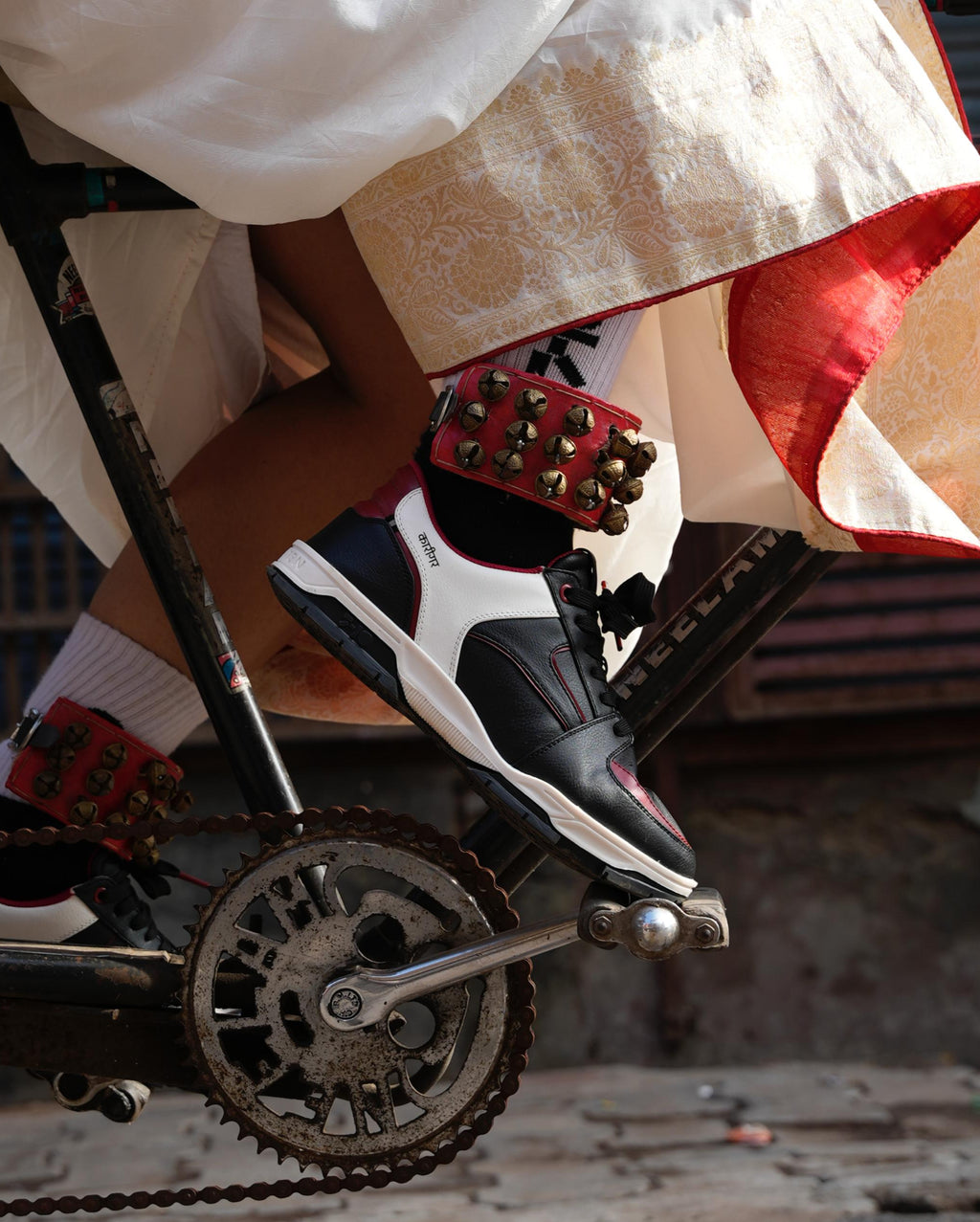 777 Karigar Calcutta Red - 7-10.in