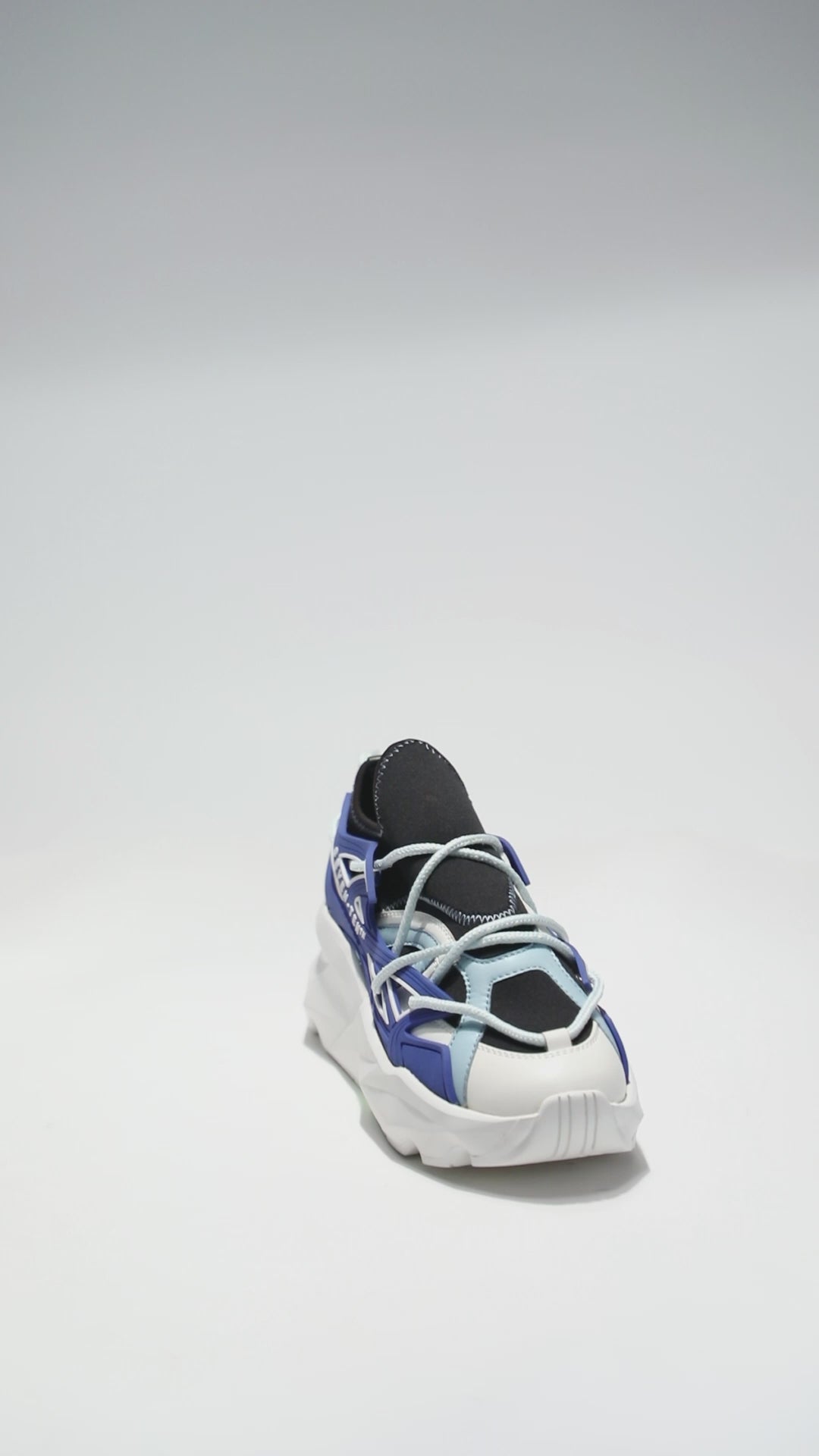 743 Hydra Blue & White Chunky Sneakers