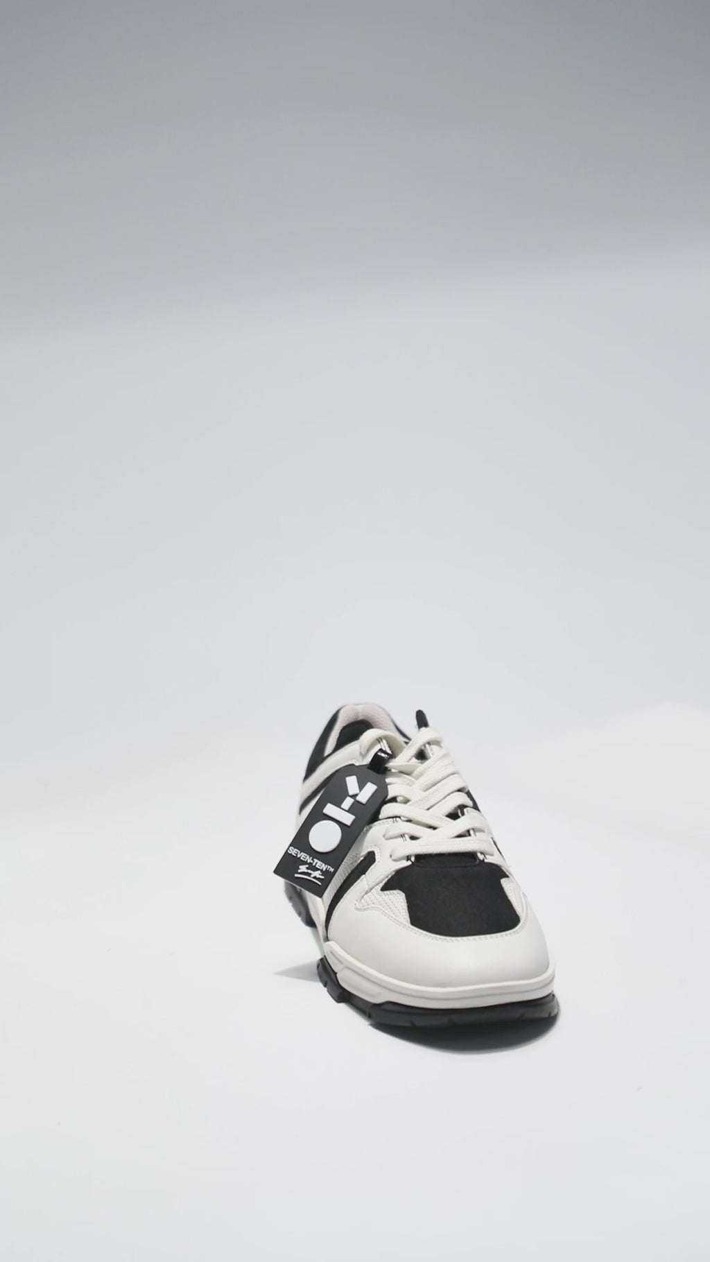 731 Black & White Dice Low-Top Sneakers