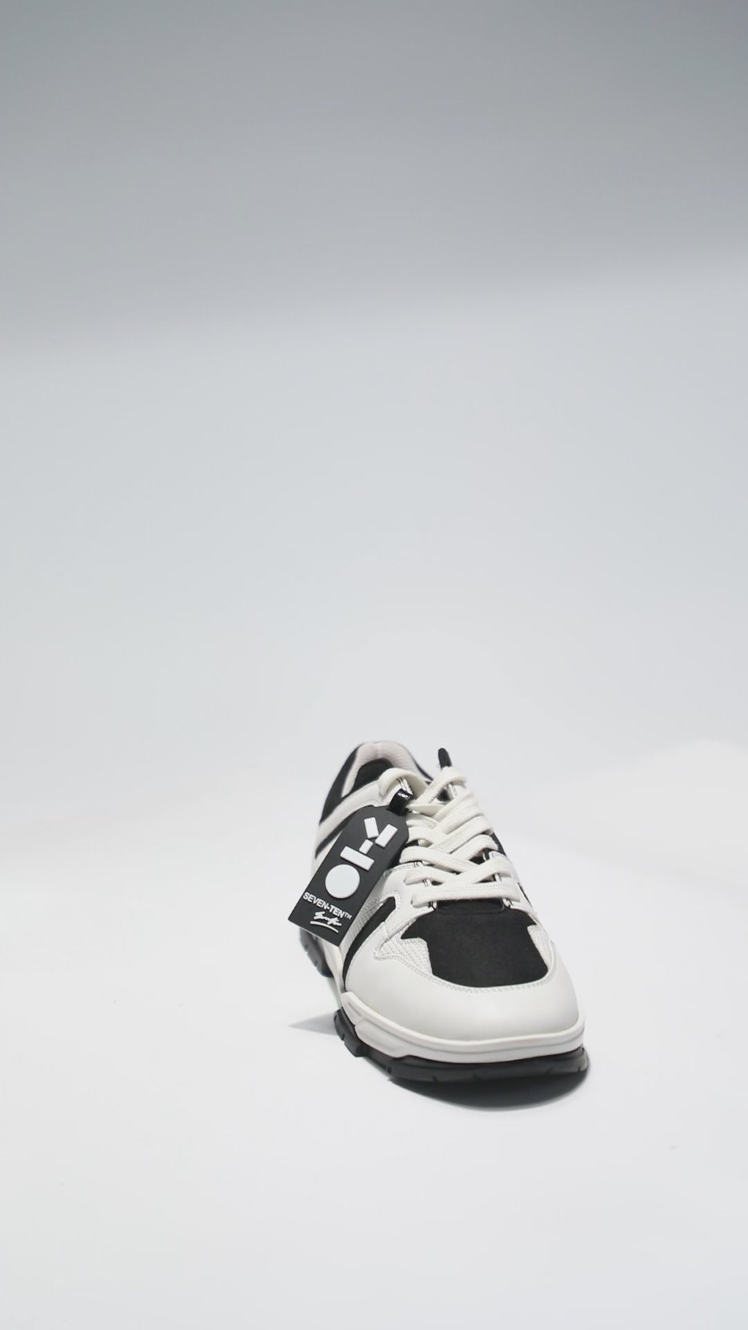 731 Black & White Dice Low-Top Sneakers
